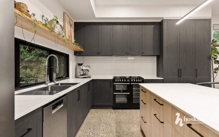 8 Hardidge St, Croydon VIC 3136, Australia