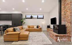 8 Hardidge St, Croydon VIC 3136, Australia