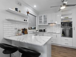 27 Haven Way, Hackham West SA 5163, Australia