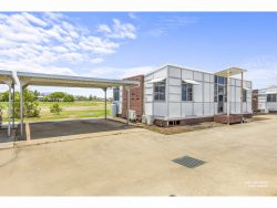 Unit 3/51 Bremner St, Blackwater QLD 4717, Australia