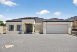 19 Hillcrest Rd, Alexander Heights WA 6064, Australia