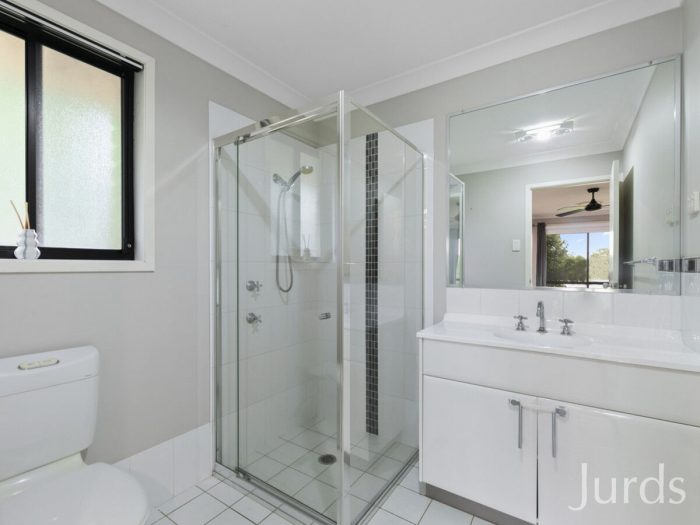 6 Valentine Cl, Greta NSW 2334, Australia