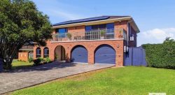 7 Illingari Cct, Taree NSW 2430, Australia