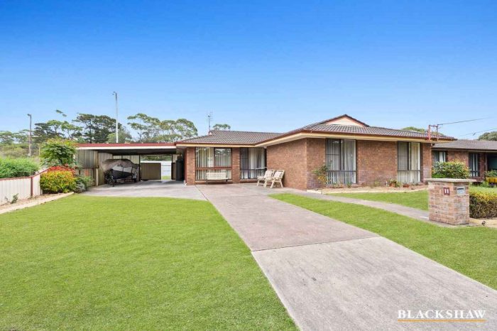 11 Imlay St, Broulee NSW 2537, Australia