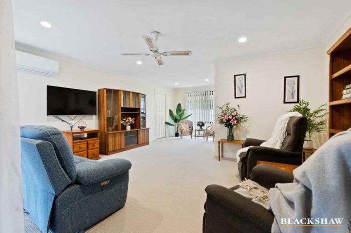 11 Imlay St, Broulee NSW 2537, Australia