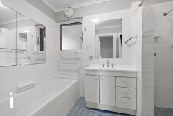 18 Gatton St, Farrer ACT 2607, Australia