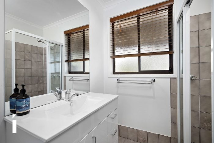8 Haugh Pl, Oxley ACT 2903, Australia