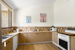 3 Parry Pl, Farrer ACT 2607, Australia