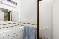3 Parry Pl, Farrer ACT 2607, Australia