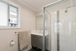 9 Kestrel Ave, Horsley NSW 2530, Australia