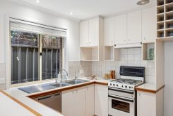 3A Ridge Ave, Myrtle Bank SA 5064, Australia