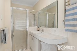 9 Lacebark Ct, Halls Head WA 6210, Australia