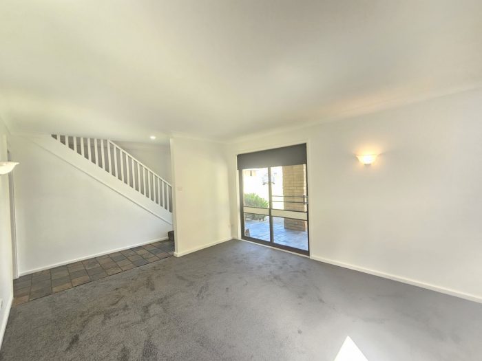 22 McClintock Dr Muswellbrook NSW 2333, Australia