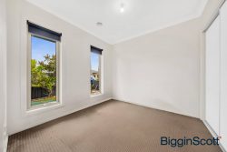 58 Caraleena Dr, Tarneit VIC 3029, Australia