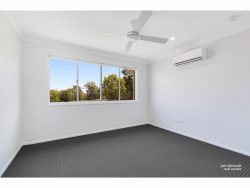 16/175 Frenchville Rd, Frenchville QLD 4701, Australia
