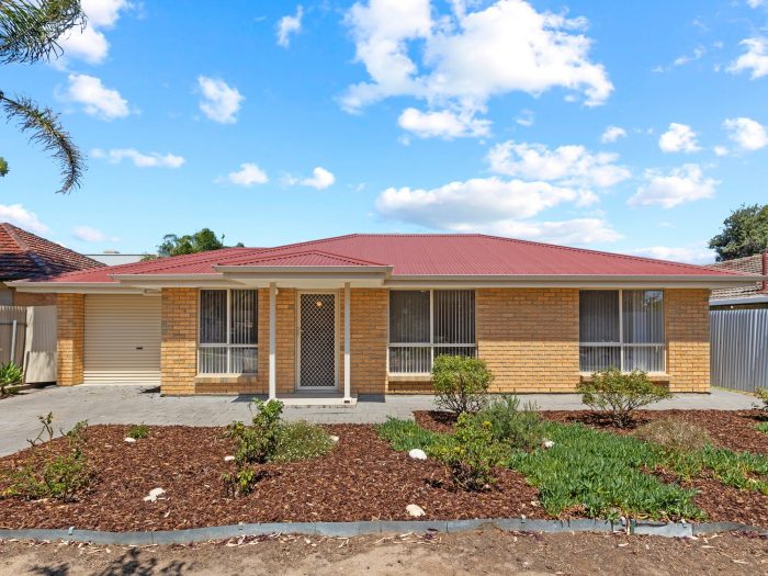 2 Moffat St, Reynella SA 5161, Australia
