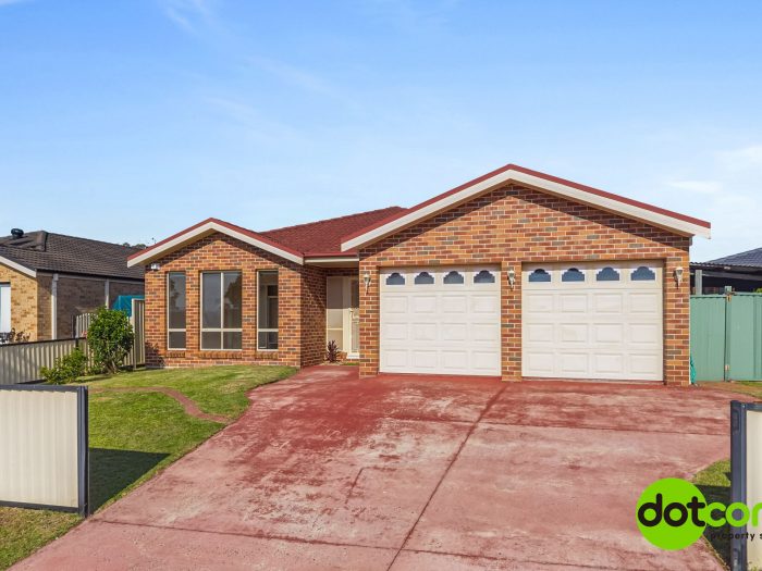 11 Nagle Cres, Blue Haven NSW 2262, Australia