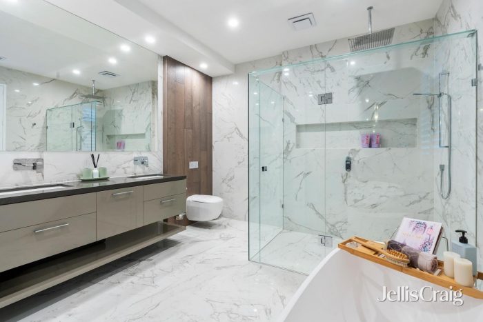 2 Oak Cres, Templestowe Lower VIC 3107, Australia