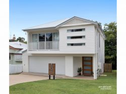 48 Penlington St, The Range QLD 4700, Australia