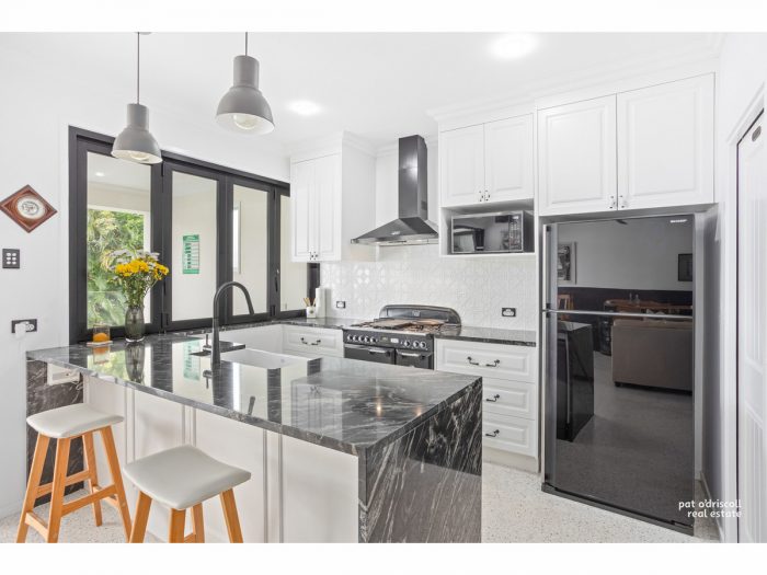 48 Penlington St, The Range QLD 4700, Australia