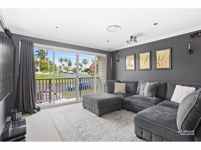 48 Penlington St, The Range QLD 4700, Australia
