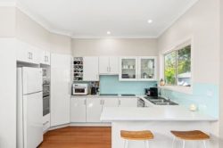 36 Paul St, Umina Beach NSW 2257, Australia