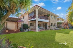 38 Torquay Rd, Redland Bay QLD 4165, Australia