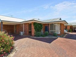 Unit 2/44 Charles St, Midland WA 6056, Australia