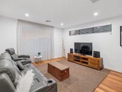 29B Farina Dr, Yokine WA 6060, Australia