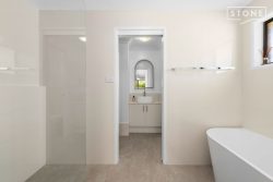 Unit 2/9 Tari Pl, Buff Point NSW 2262, Australia
