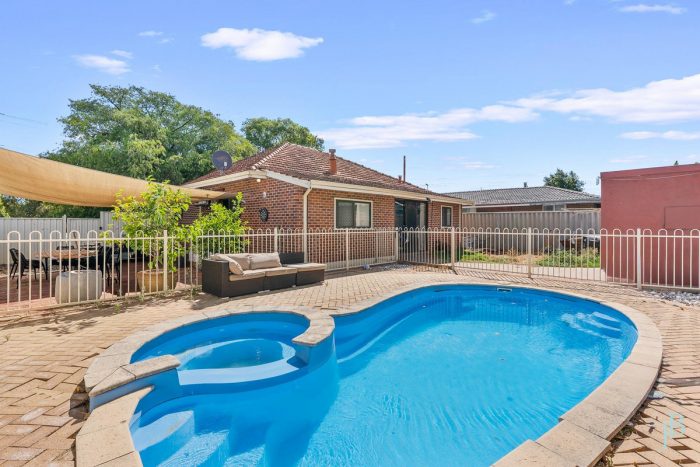 53 Keymer St, Belmont WA 6104, Australia