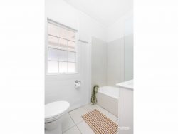 59 Lion Creek Rd, Wandal QLD 4700, Australia