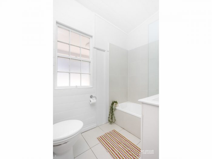 59 Lion Creek Rd, Wandal QLD 4700, Australia
