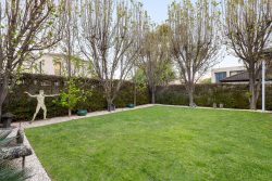 16 Rosemont Ave, Caulfield North VIC 3161, Australia