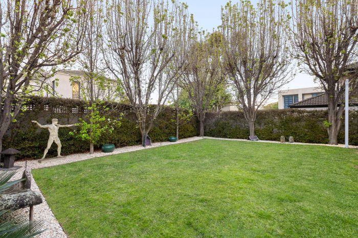 16 Rosemont Ave, Caulfield North VIC 3161, Australia