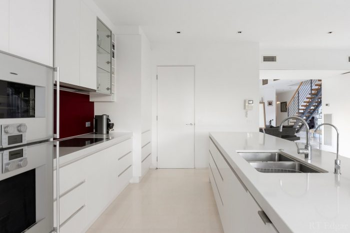 16 Rosemont Ave, Caulfield North VIC 3161, Australia