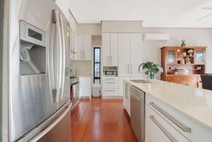 7 Scobie St, Fletcher NSW 2287, Australia
