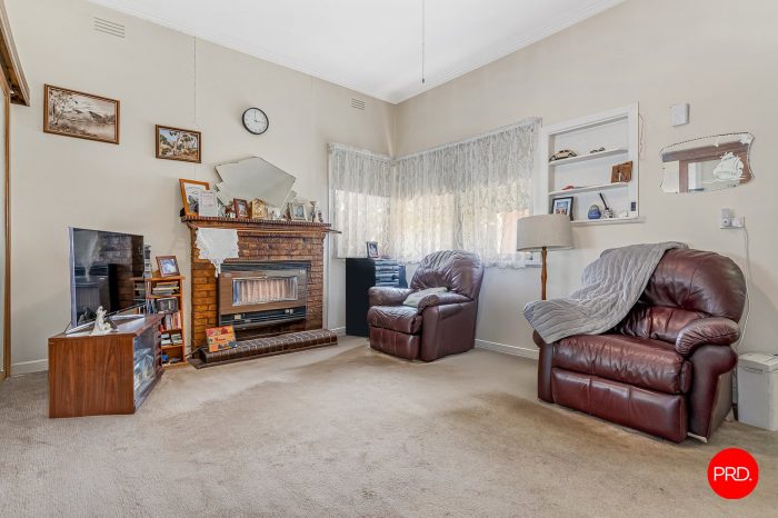 17 Somerville St, Flora Hill VIC 3550, Australia
