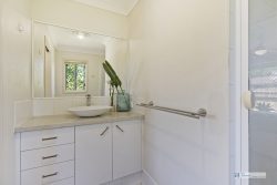 6 Oatlands Pl, Banora Point NSW 2486, Australia
