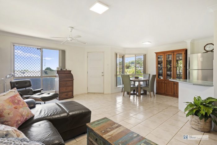 Unit 1/2 Lovat Brae Ct, Banora Point NSW 2486, Australia