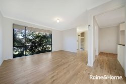 Unit 1/12 Bundjil Ct, Cranbourne VIC 3977, Australia
