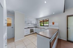 24 Tropic Rd, Cannonvale QLD 4802, Australia