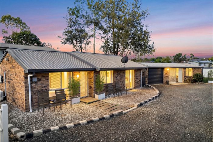 4 Duncan St, Redbank Plains QLD 4301, Australia