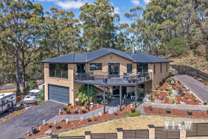 2A Pelissier St, Somerset TAS 7322, Australia
