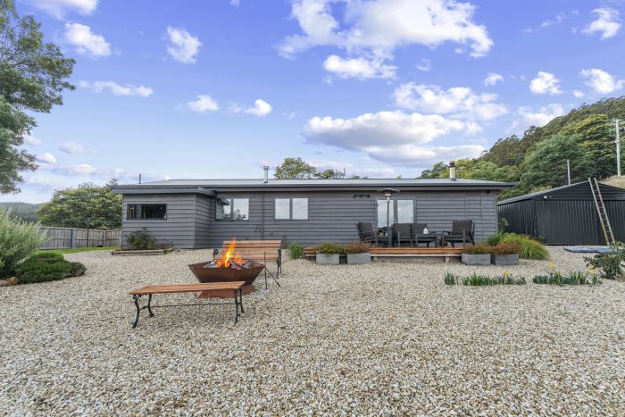 572 Woodbridge Hill Rd, Gardners Bay TAS 7112, Australia
