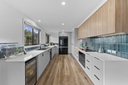 572 Woodbridge Hill Rd, Gardners Bay TAS 7112, Australia