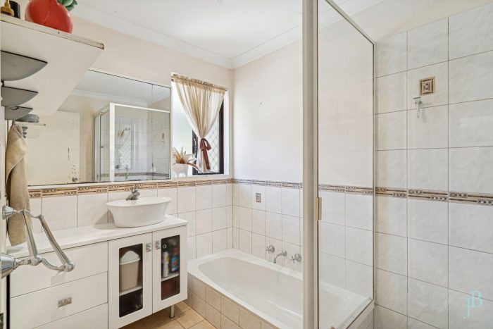 Unit 5/32 Victoria St, Redcliffe WA 6104, Australia