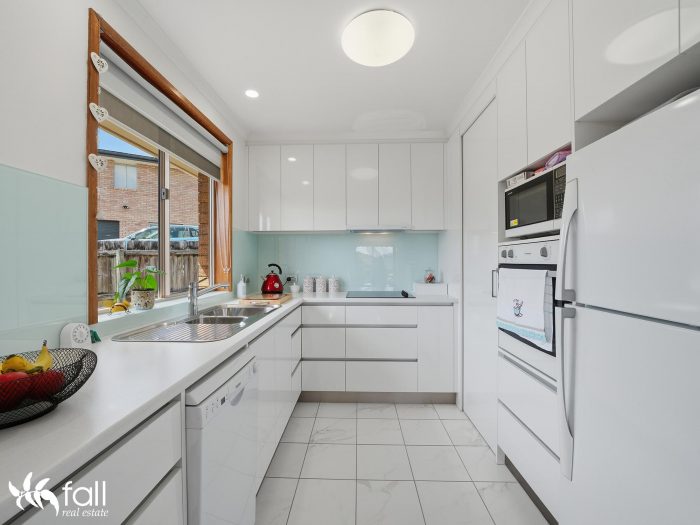 Unit 2/2 Whitbread Ct, Glenorchy TAS 7010, Australia