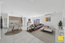 8 Willowleaf St, Tarneit VIC 3029, Australia