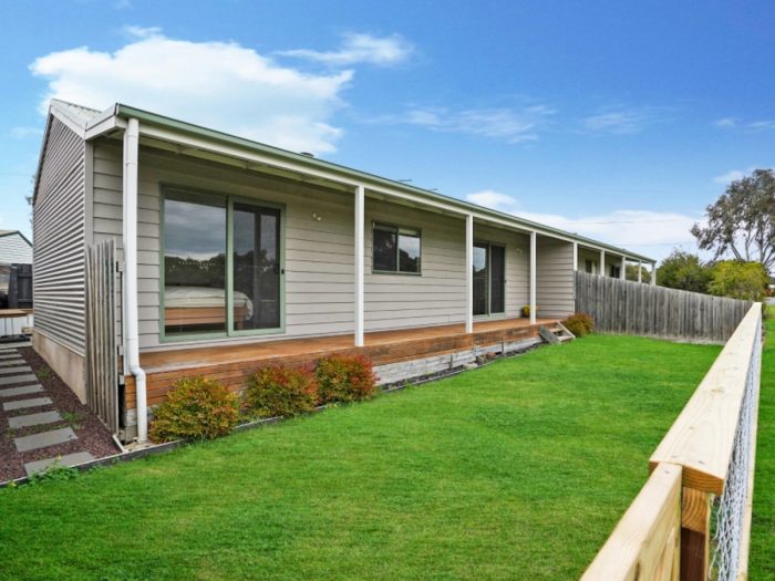 128 Wills St, Dunkeld VIC 3294, Australia